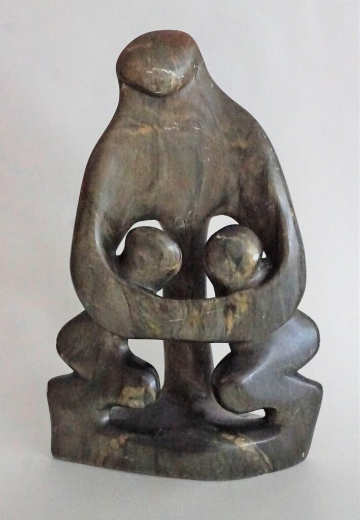 sculpture, art, ancient, statue, figurines, maternity, mother, pregnancy, icsi, child, children, twins, girl, woman, femininity, culture, stone, marble, figure, handcraft, expensive, luxury, pregnant, birth, twin, brothers, siblings, sister, family, law, love, care, worries, maintenance, childbirth, body, head, three, people, modern, creative, template, texture, maternity protection, protection, fertility